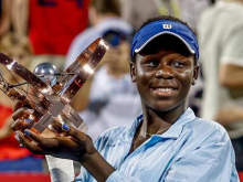 Arina Sabalenka na vrhu, velik skok Victorie Mboko