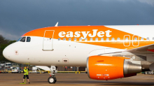 Großbritannien: Betrunken und nackt in Hotelbar? Easyjet stellt Piloten frei