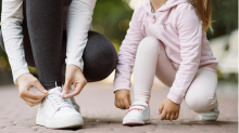 Schuhtrend: Mom Sneaker für mehr Komfort im Alltag: Diese Modelle sind gefragt