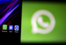 Rusija napoveduje omejitve za uporabo WhatsAppa in Telegrama