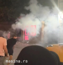 VRAĆAO SE SA HILANDARA KADA JE SAZNAO DA MU JE SPALJEN KAFIĆ: Oglasio se vlasnik objekta koji su sinoć demolirali blokaderi! JEZIVE SCENE U VALJEVU (VIDEO)