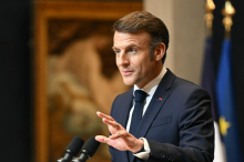 Macron: Trumpa bomo vprašali glede varnostnih jamstev za Ukrajino
