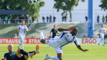 DFB-Pokal: Schalke-Spieler Antwi-Adjei erstattet Anzeige nach Rassismusvorfall
