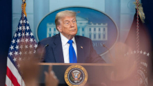 Pred srečanjem Trump in Zelenski: napetosti se stopnjujejo