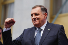 Dodik za september napovedal referendum, na katerem bodo volivci odločali o njegovi usodi
