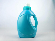 Furs razkrinkal obrat za ponarejanje detergentov, zasegli so 60.000 litrov tekočin in 3 tone praška