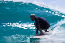 Prinz reitet die Welle: Meghan zeigt Harrys Surfkünste