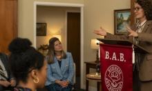 Treća sezona 'Fiska' na Netflixu i dalje dokazuje da australski humor ima više od dvije brzine