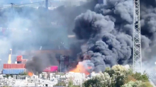 Explosionen im Video: Aufnahmen dokumentieren Chaos am Hamburger Hafen