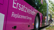 Schienenersatzverkehr: Härtetest für Hamburg-Berlin-Ersatzverkehr steht bevor