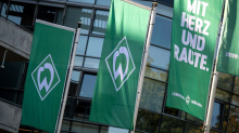 Fußball-Bundesliga: SV Werder holt Verteidiger Schmidt per Leihe