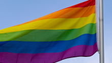 Christopher Street Day: Mehrere hundert Menschen feiern CSD in Zwickau
