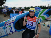 Diši po številnih slovenskih medaljah po Augsburgu, prednjači vsestranska Eva Alina Hočevar
