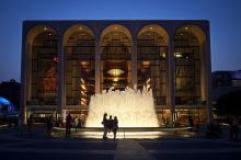 Iz New Yorka v Riad: Metropolitanska opera iz finančne stiske sklenila sporazum s Savdsko Arabijo