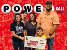 Family misses out on $1 billion Powerball jackpot by a single number