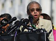 88-year-old dazed Democrat defiantly plots re-election despite alarming video showing her struggling to walk