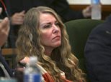 Moment cult mom Lori Vallow sends creepy message to only surviving child on stage at crime convention