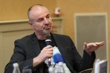 Nikola Madžirov: 