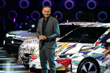 „Ausgeschlossen, dass wir 2035 zu 100 Prozent auf E-Autos umstellen“