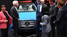 Automesse IAA: Mercedes-Chef bekommt Kofferraum vor Kanzler nicht auf
