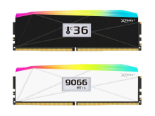 Prvi sistemski pomnilniki DDR5 z OLED zaslonom