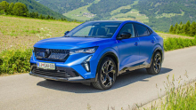 Test: renault rafale 300 PHEV – Renault je naredil veliko, a bi lahko še več