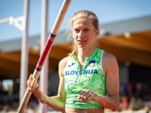 Tina Šutej v boj za kolajno, Matic Ian Guček za finale SP