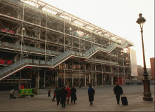 Zadnji dan pred petletnim zaprtjem pariškega Centra Pompidou
