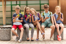 Erste Schulen machen mit: Freiwilliger Smartphone-Verzicht von Schülern: Großes Interesse am Vorstoß zweier Grazer