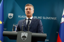 Golob: Krepitev sredstev za obrambo ni grožnja za slovensko družbo, ampak priložnost