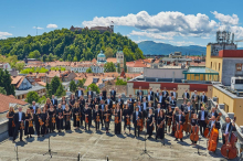 70 let Simfoničnega orkestra RTV Slovenija: v jubilejno sezono z vrnitvijo na začetek