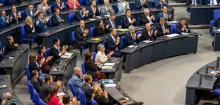 Bundestag bestätigt drei Kandidaten für das Bundesverfassungsgericht