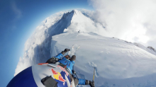 Verrückter Weltrekord: Extremsportler fährt auf Skiern Mount Everest hinab