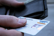 Bankomatkarten und Geld gestohlen: Seriendieb festgenommen