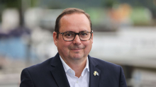 Kommunalwahl: Dritte Amtszeit: Kufen bleibt Oberbürgermeister in Essen
