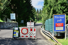 Wieder gesperrt: Ringen um Plöckenpass: „Werden eine Region menschenleerer Begräbnisse“