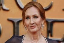 Kino/Prominente/Großbritannien: Trans-Debatte: J.K. Rowling teilt gegen Emma Watson aus
