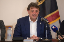 NAJOŠTRIJA OSUDA Gašić: Napad na Sandru Božić je slika blokaderskog ludila

