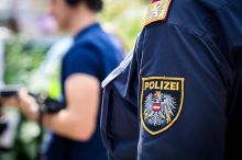 30.000 Euro weg: Polizei muss erneut vor falschen Polizisten warnen