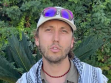 Julian Schütter: Izraelci so me ugrabili med humanitarno misijo za Gazo #video