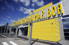 Kitajski lastniki Aerodroma Maribor trdijo, da letališče ne izpolnjuje pogojev za obratovanje