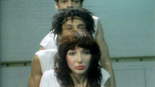 TV-Ausblick: Popikone und Pionierin: Arte-Doku über Kate Bush