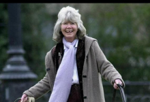 V 88. letu starosti umrla kraljica erotičnih romanov Jilly Cooper