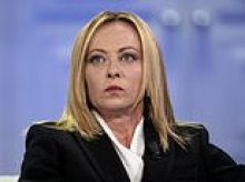 Giorgia Meloni proposes burka ban with fines of £2,600 to stop 'Islamic separatism'