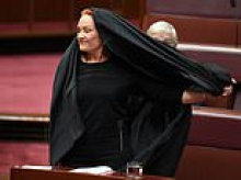 Pauline Hanson demands Australia bans the burqa: 'No woman should be forced to cover her face'