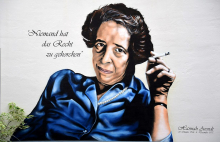 Zakaj Hannah Arendt ostaja neizogibna referenca kritičnega političnega mišljenja?