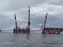 A tourist trip to Davy Jones' Locker: Three-masted pirate ship based on Christopher Columbus's galleon that found America SINKS off the coast of Mexico