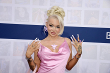 Razzia im Penthouse: Rapperin Katja Krasavice übt Kritik an der Polizei