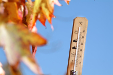 (MAPE) NEOČEKIVANI POVRATAK LETA U OKTOBRU! Zime još ni na vidiku, temperature skaču na +25 stepeni, a zahlađenje će nam TEŠKO pasti: Detaljna prognoza!