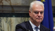 Manovra, ai dipendenti pubblici solo uno sconto sul salario accessorio. Ai privati la flat tax